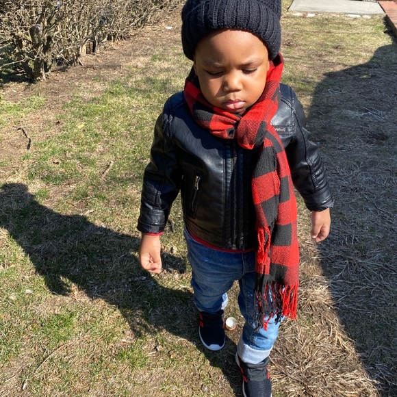 Meet your Posher, Dunise - Picture 1 of 2